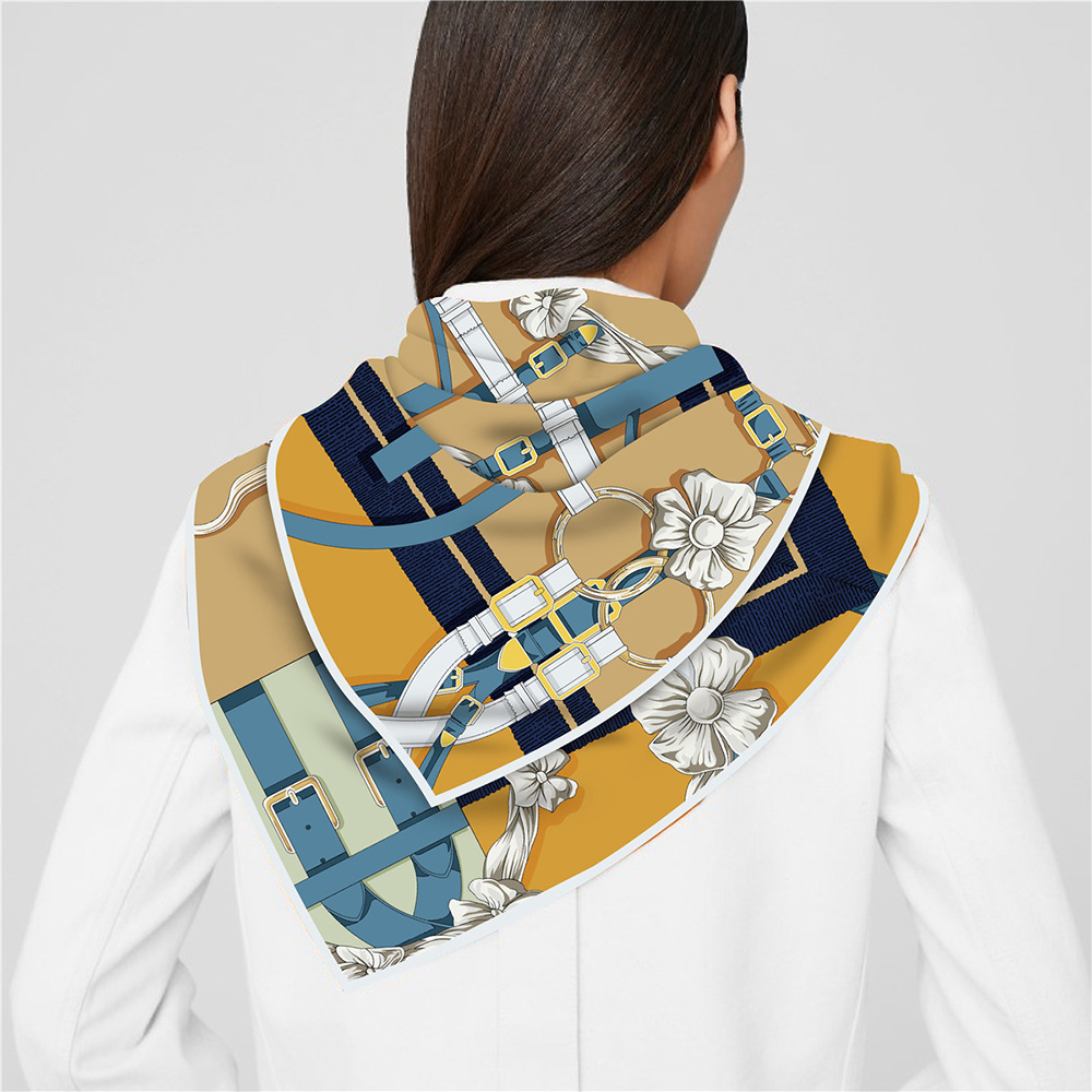 Bufanda de sarga de seda con c - Women Accessories Brands reseña y precio