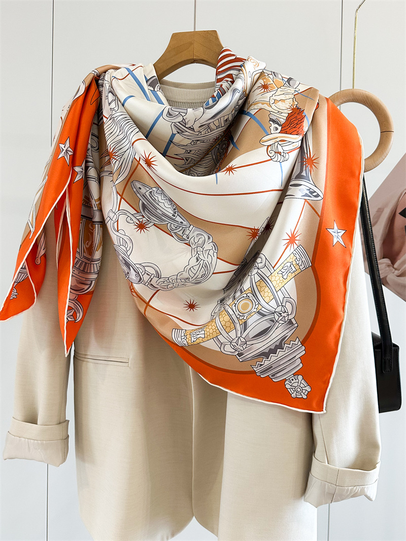 Bufanda de marca de lujo, chal - Women Accessories Brands reseña y precio